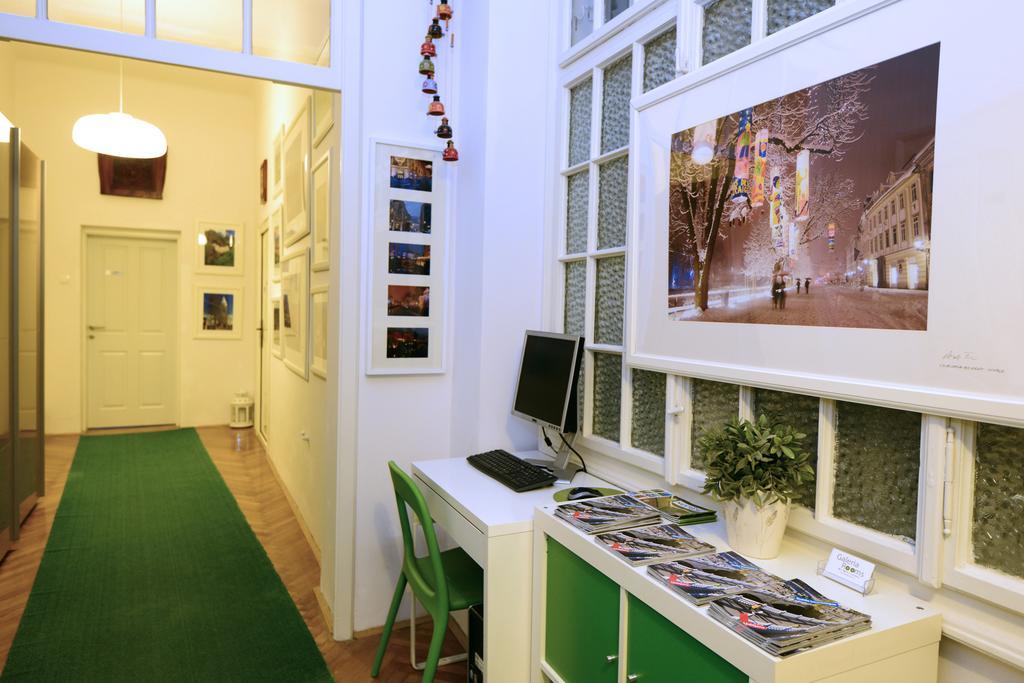 Galeria Rooms Ljubljana Luaran gambar