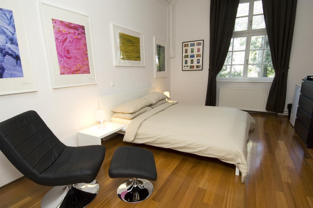 Galeria Rooms Ljubljana Bilik gambar