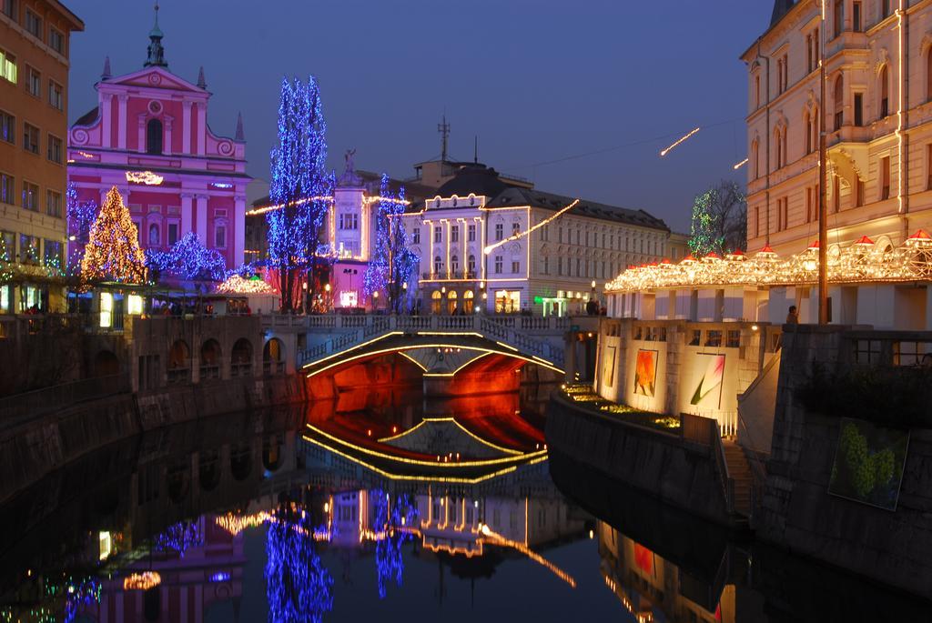 Galeria Rooms Ljubljana Luaran gambar